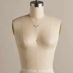 Sparkling Quintet Necklace -Alden Belted Shop 607c6324 ed23 48b5 9741 ebdaf9c2b81a