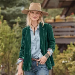 Beau Velvet Blazer - Petites