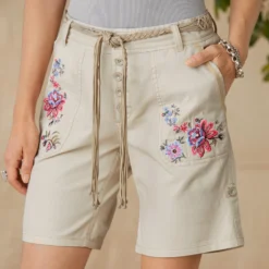 Odyssey Floral Shorts - Petites -Alden Belted Shop 6669573b 9269 4046 b2b6 f6eec190ee4a