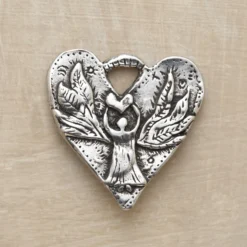 Guardian Heart Charm -Alden Belted Shop 69154c3a 3e00 4985 8c13 ba99cbbdee40