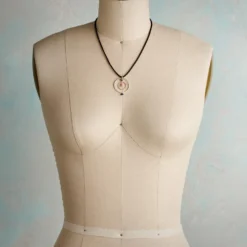 Heartbeats Ripple Necklace -Alden Belted Shop cd105f26 6e23 47d6 9534 0629ef39914d