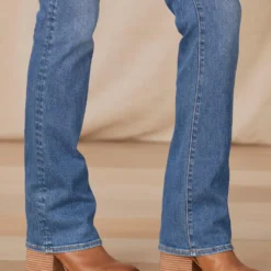 Kelly Classic Bootcut Jeans -Alden Belted Shop ed4055e3 f277 43ed a8c7 551c239ddea2