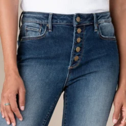 Wyatt Gentilly Jeans -Alden Belted Shop f03e00b3 6856 4ca0 b47c f6332761c7b8